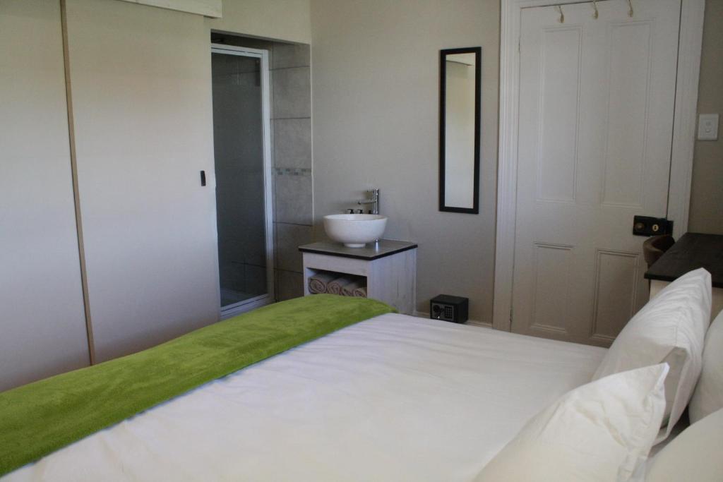 Guesthouse On Irvine Port Elizabeth Exteriér fotografie